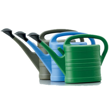 Large capacity watering can
