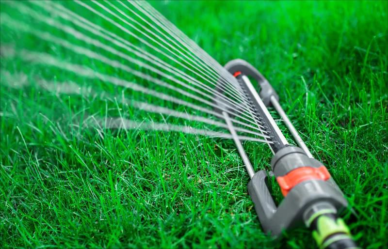 How To Choose The Right Lawn Sprinkler